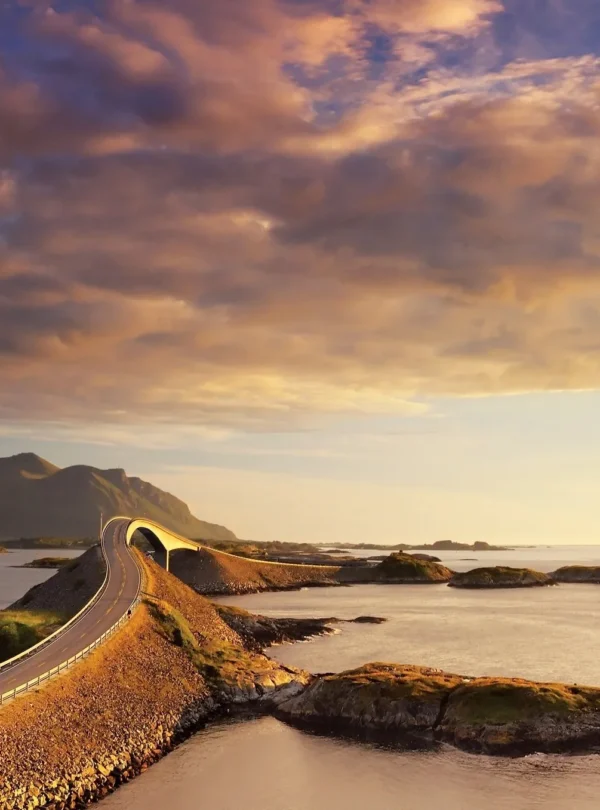 The+Atlantic+Road-Jacek++Rózycki++-+VisitNorway-2880w